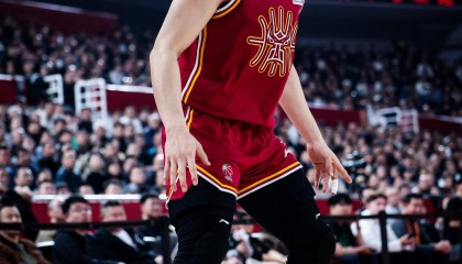 伤停6-8周！张宁：再选一次 我还是会在那个节点上场打球